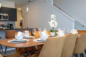 3258 SW - 3 Bedrooms The Hub Paradise