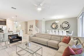 1562 OL - 8BR Tranquil Escape