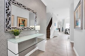 9008 PM - 5BD Serenity Villa: A Paradise Retreat