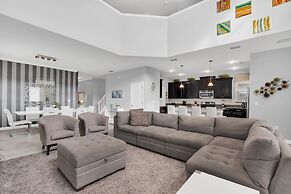 9008 PM - 5BD Serenity Villa: A Paradise Retreat