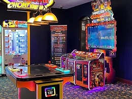 9008 PM - 5BD Serenity Villa: A Paradise Retreat