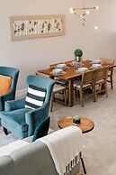 172 VD - Blissful Haven: Serene Retreat