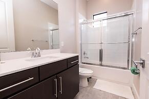 172 VD - Blissful Haven: Serene Retreat