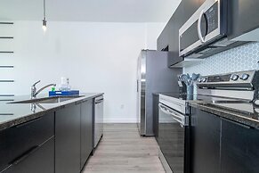 8761 ZD - 3 BD The Hub Paradise Cozy Place