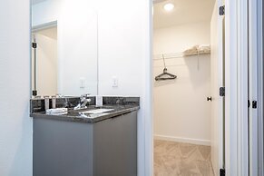 8761 ZD - 3 BD The Hub Paradise Cozy Place