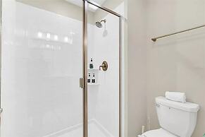 1569 SD - Modern Champions Gate Escape