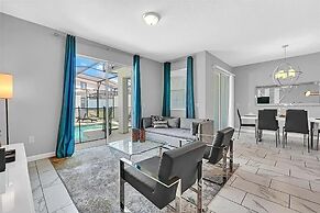 1569 SD - Modern Champions Gate Escape