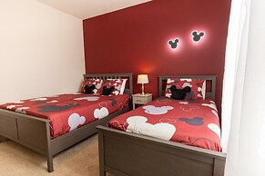 8984 SD - Serene Lucaya Retreat