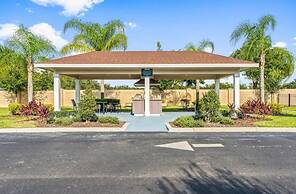 8984 SD - Serene Lucaya Retreat