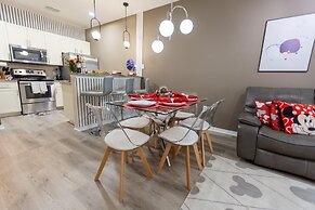 8984 SD - Serene Lucaya Retreat