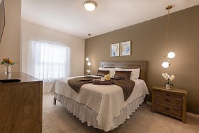 8984 SD - Serene Lucaya Retreat