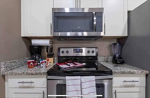 8984 SD - Serene Lucaya Retreat