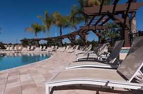 8984 SD - Serene Lucaya Retreat