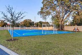 8984 SD - Serene Lucaya Retreat