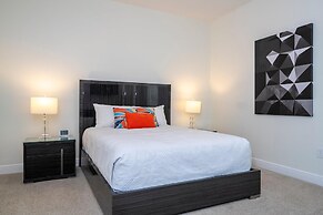 421 NP - Exquisite Retreat at Encore Resort