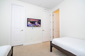 421 NP - Exquisite Retreat at Encore Resort