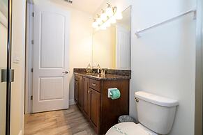 421 NP - Exquisite Retreat at Encore Resort