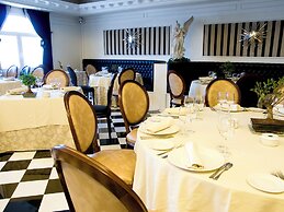 HOTEL FRAGA DO EUME