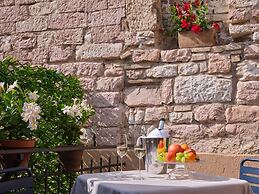 Portica Homes Assisi