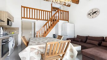 Sunny Escape, Languedoc-roussillon
