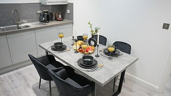 City Centre Luxury ApartmentSofa BedWIFI