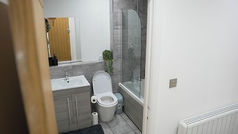 City Centre Luxury ApartmentSofa BedWIFI