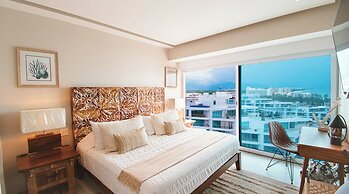 Condo Maritima 9U by Kivoya
