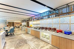 Holiday Inn Express Hangzhou Huanglong by IHG