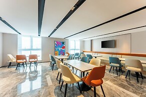 Holiday Inn Express Hangzhou Huanglong by IHG