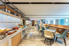 Holiday Inn Express Hangzhou Huanglong by IHG