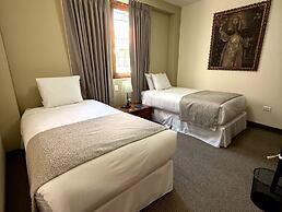 Katari Atojja Puno Hotel