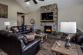 Grindstone Lake Lodge