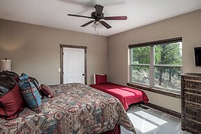 Grindstone Lake Lodge