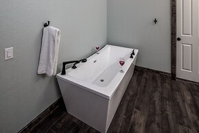 Grindstone Lake Lodge