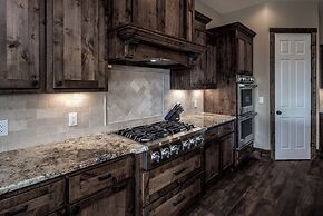 Grindstone Lake Lodge