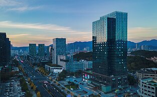 Tonglu World Trade SSAW Boutique Hotel