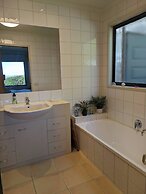 Fairhaven Beach House With Ocean Views and Tranquil Setting