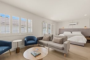 Casa Oliver Hotel & Resort - A Gay Men's Resort