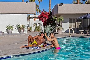 Casa Oliver Hotel & Resort - A Gay Men's Resort