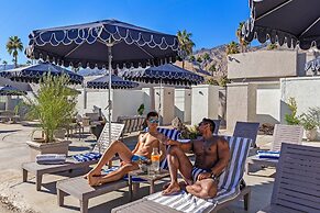 Casa Oliver Hotel & Resort - A Gay Men's Resort