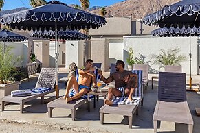 Casa Oliver Hotel & Resort - A Gay Men's Resort