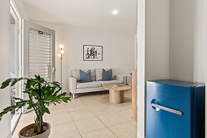 Casa Oliver Hotel & Resort - A Gay Men's Resort