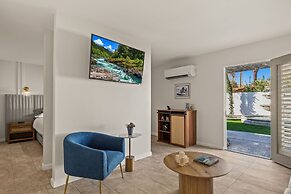 Casa Oliver Hotel & Resort - A Gay Men's Resort