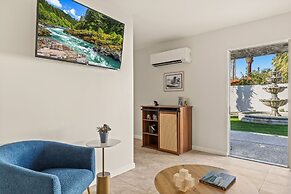 Casa Oliver Hotel & Resort - A Gay Men's Resort