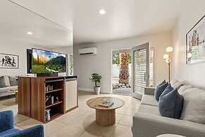 Casa Oliver Hotel & Resort - A Gay Men's Resort