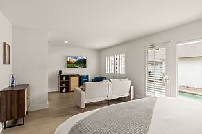 Casa Oliver Hotel & Resort - A Gay Men's Resort