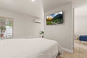 Casa Oliver Hotel & Resort - A Gay Men's Resort