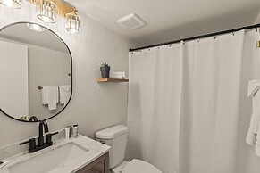 Casa Oliver Hotel & Resort - A Gay Men's Resort