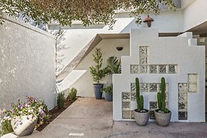 Casa Oliver Hotel & Resort - A Gay Men's Resort