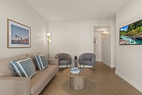 Casa Oliver Hotel & Resort - A Gay Men's Resort